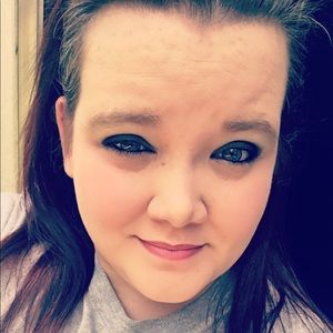 Meet your Posher, Violet